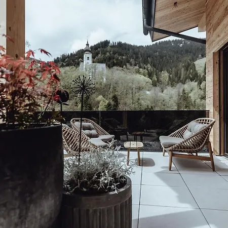 963 Chalet